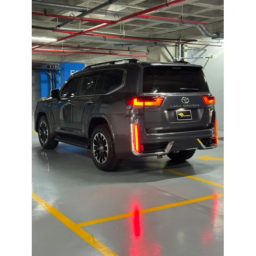 Toyota Land Cruiser 300 2024 Plateado Caracas