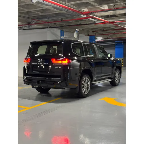 Toyota Land Cruiser 300 2024 Negro Caracas
