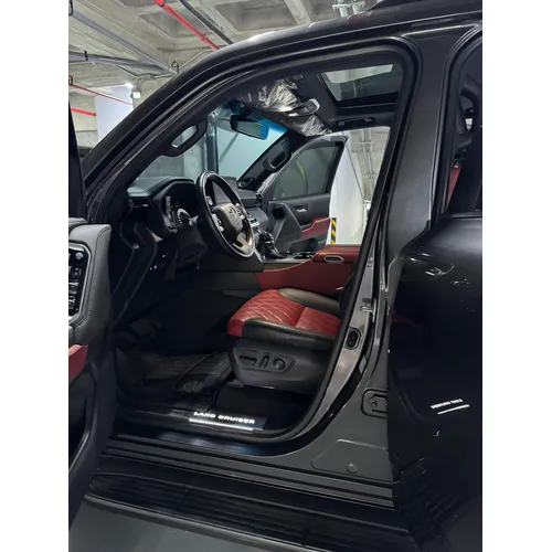 Toyota Land Cruiser 300 2024 Plateado Caracas