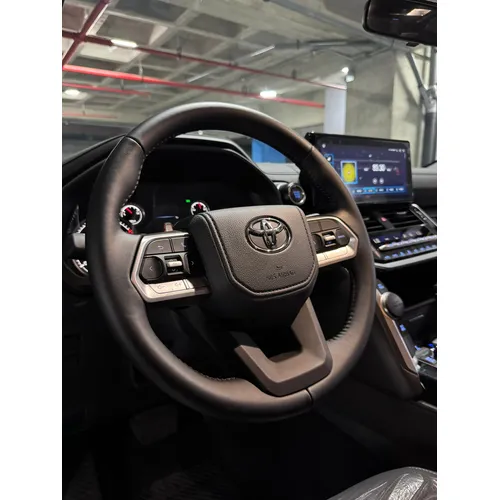 Toyota Land Cruiser 300 2024 Negro Caracas