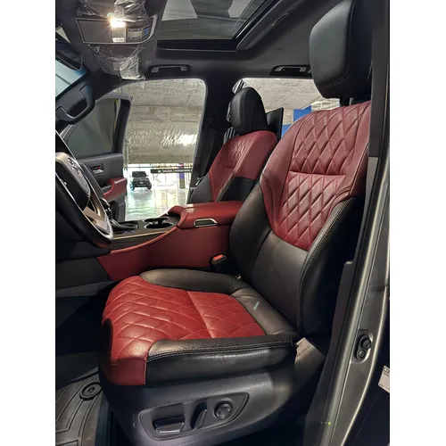 Toyota Land Cruiser 300 2024 Plateado Caracas