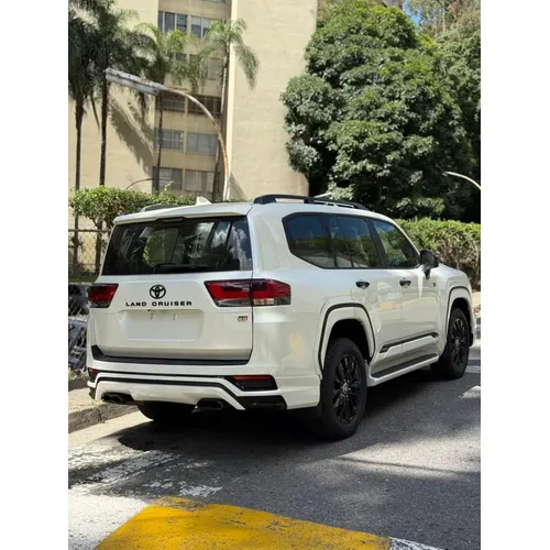 Toyota Land Cruiser 300 2025 Blanco Caracas