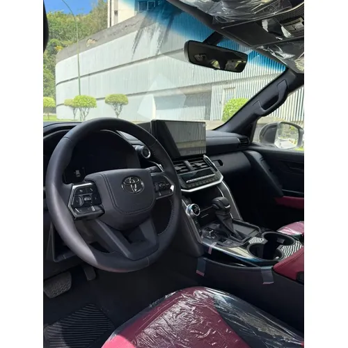 Toyota Land Cruiser 300 2025 Blanco Caracas
