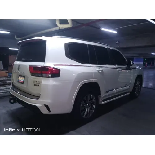 Toyota Land Cruiser 300 GX.R 2025 Blanco Caracas