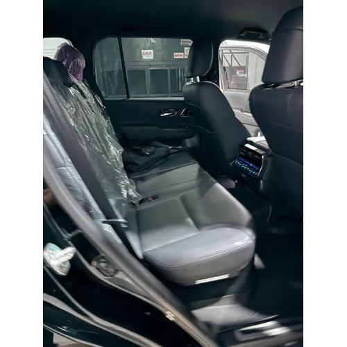Toyota Land Cruiser 300 VX 2024 Negro Girardot