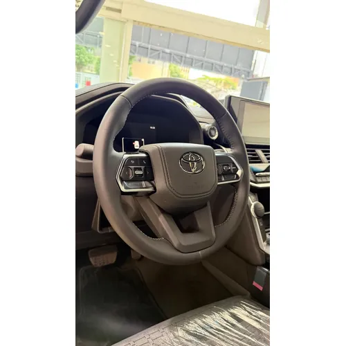 Toyota Land Cruiser 300 GX 2025 Blanco