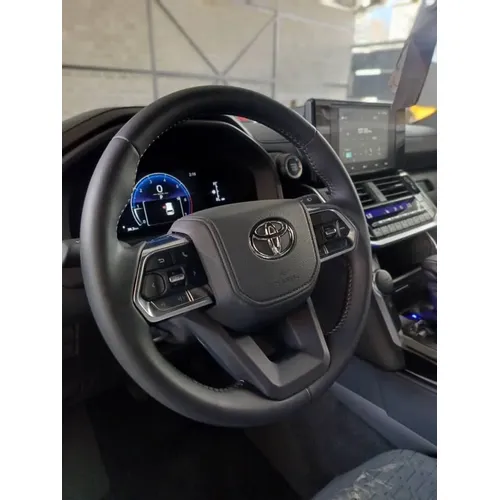 Toyota Land Cruiser 300 GX.R 2025 Gris Caracas