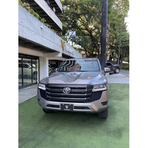 Toyota Land Cruiser 300 GX.R 2025 Dorado Caracas