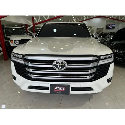 Toyota Land Cruiser 300 VX 2024 Blanco Caracas