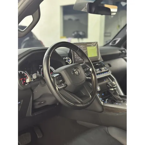 Toyota Land Cruiser 300 VX 2024 Gris Caracas