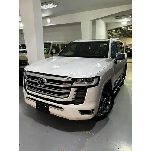 Toyota Land Cruiser 300 VX 2025 Blanco Caracas