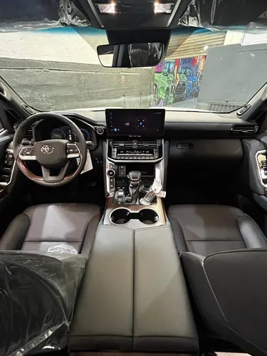 Toyota Land Cruiser 300 VX 2025 Blanco Caracas