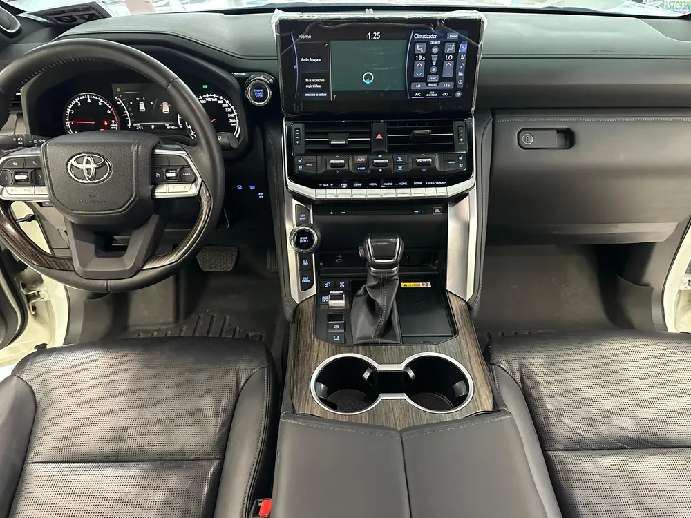 Toyota Land Cruiser 300 VX 2024 Blanco Caracas