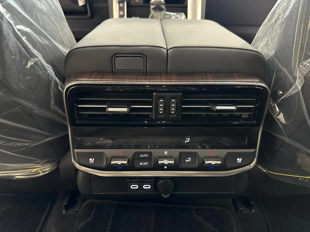 Toyota Land Cruiser 300 VXR 2025 Negro Caracas