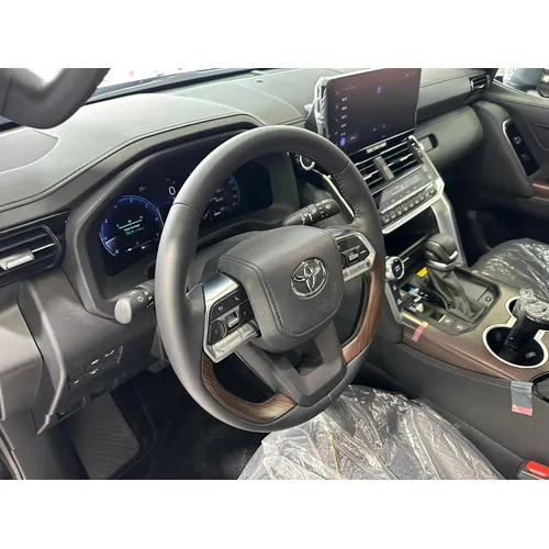 Toyota Land Cruiser 300 VXR 2025 Negro Caracas