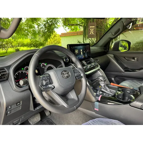 Toyota Land Cruiser 300 VX.R 2024 Negro Valencia
