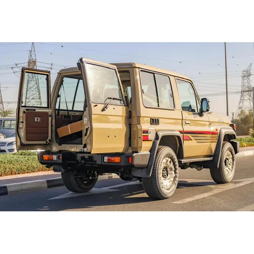 Toyota Land Cruiser 71 Machito 2024 Beige Caracas