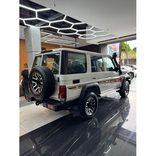 Toyota Land Cruiser 76 2025 Blanco Caracas