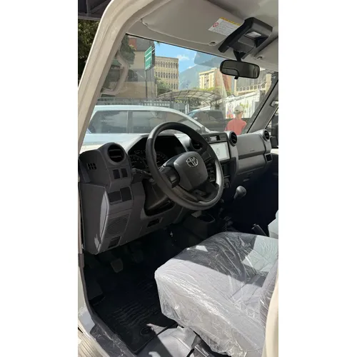 Toyota Land Cruiser 79 LX 2026 Blanco