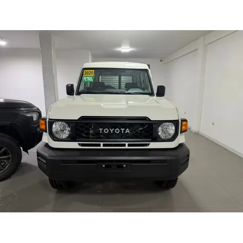 Toyota Land Cruiser 78 2025 Blanco Maracaibo