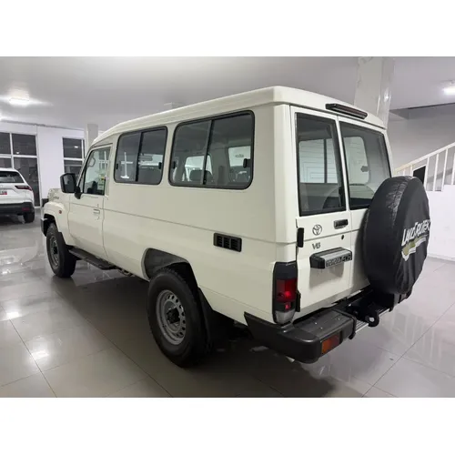 Toyota Land Cruiser 78 2025 Blanco Maracaibo
