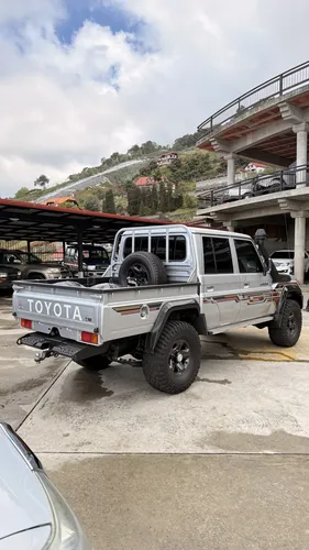 Toyota Land Cruiser 79 2024 Plateado La Colonia Tovar