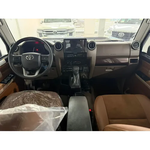 Toyota Land Cruiser 79 2025 Gris Maracaibo