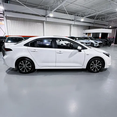 Toyota Levin 2025 Blanco Caracas