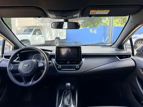 Toyota Levin 2022 Blanco Caracas