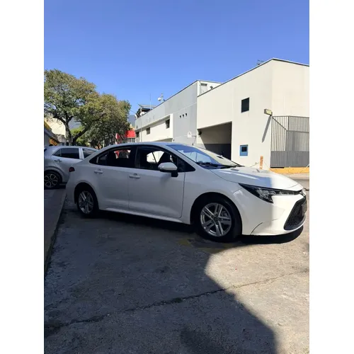 Toyota Levin 2022 Blanco Caracas