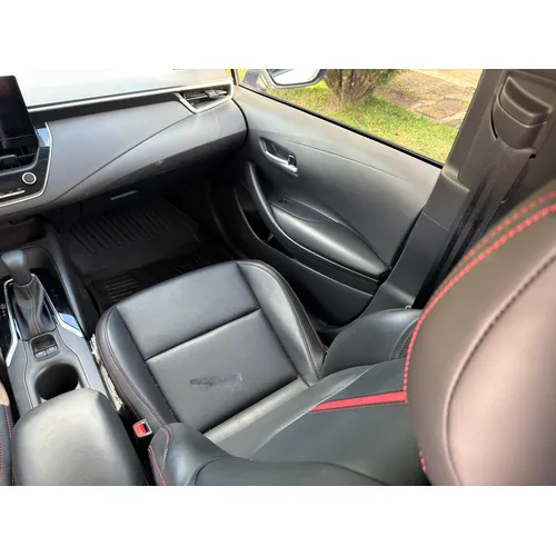 Toyota Levin 2025 Blanco Caracas