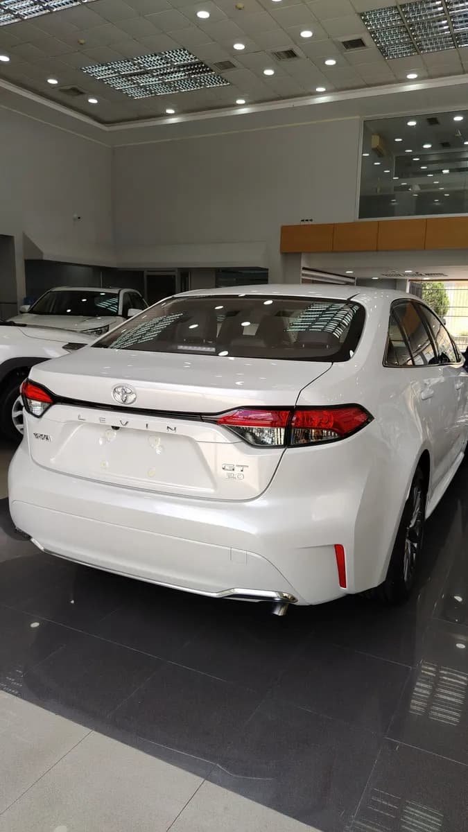 Toyota Levin GT 2.0 2024 Blanco
