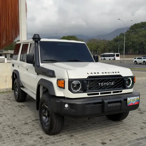 Toyota Land Cruiser Machito 2026 Blanco Caracas