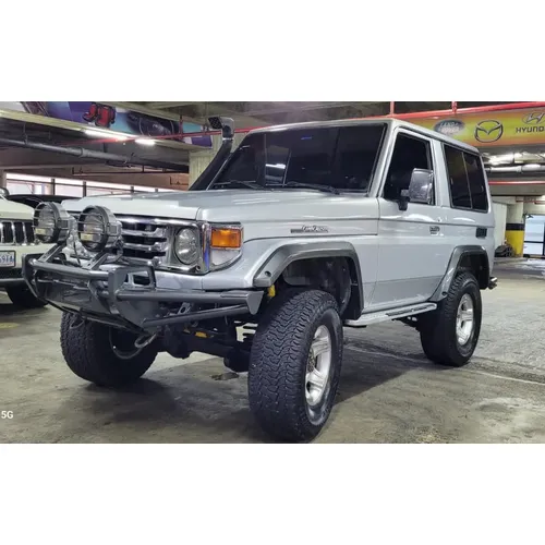 Toyota Land Cruiser Machito 2004 Plateado Caracas