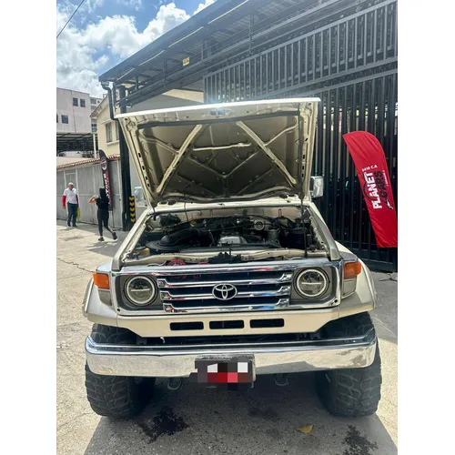 Toyota Land Cruiser Machito LX 2007 Dorado Caracas