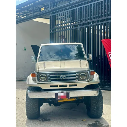 Toyota Land Cruiser Machito LX 2007 Dorado Caracas