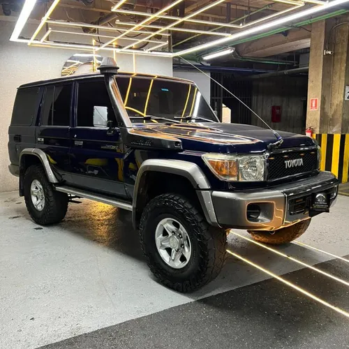 Toyota Land Cruiser 76 Machito LX 2013 Azul Caracas