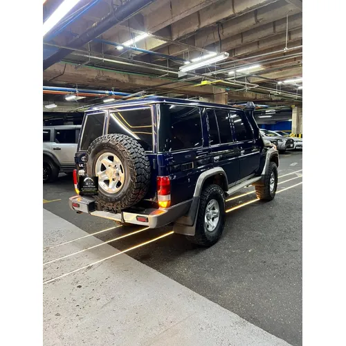 Toyota Land Cruiser 76 Machito LX 2013 Azul Caracas