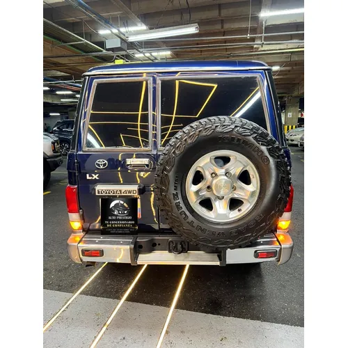 Toyota Land Cruiser 76 Machito LX 2013 Azul Caracas