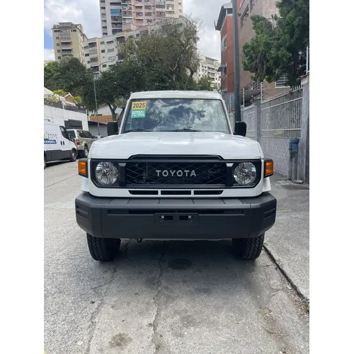 Toyota Land Cruiser 78 2025 Blanco Caracas