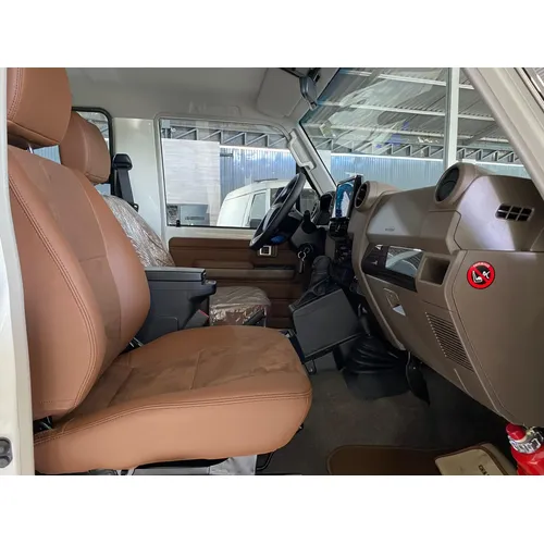 Toyota Land Cruiser Macho 2024 Blanco Caracas