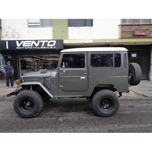 Toyota Land Cruiser Machito 1982 Gris Barquisimeto