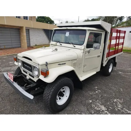 Toyota Land Cruiser Macho 1986 Blanco Los Teques