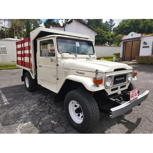 Toyota Land Cruiser Macho 1986 Blanco Los Teques