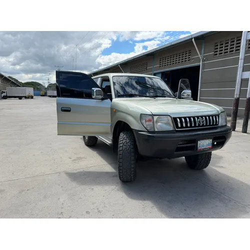 Toyota Meru 2007 Plateado Maracay