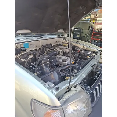 Toyota Land Cruiser Prado Merú 2007 Plateado Caracas