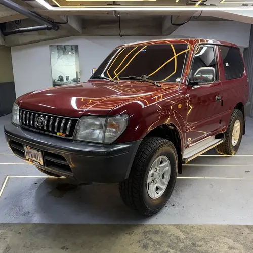 Toyota Land Cruiser Prado Merú 2005 Rojo Caracas