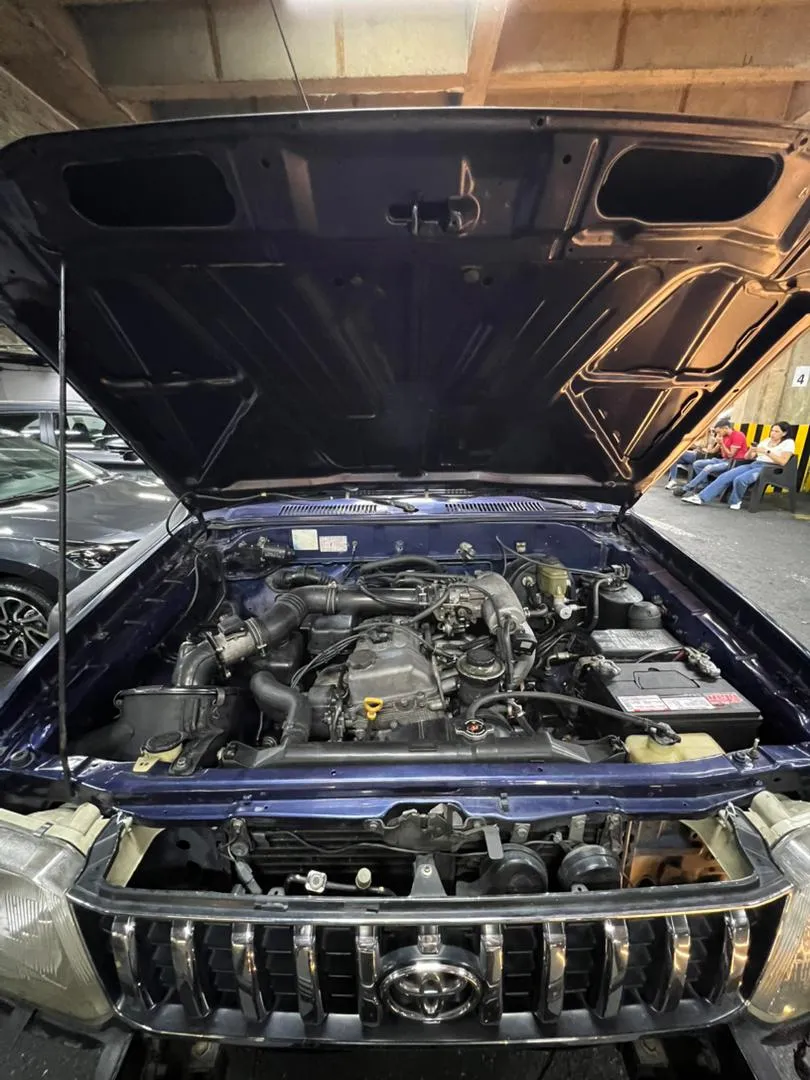 Toyota Meru 2005 azul9