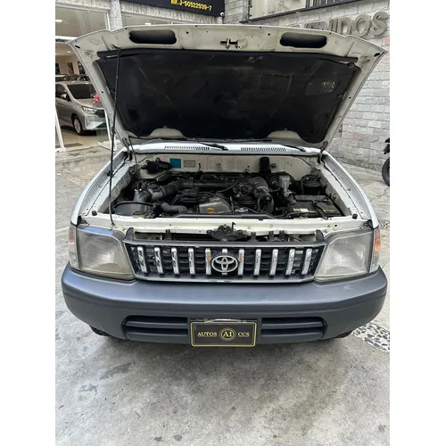 Toyota Land Cruiser Prado Merú 2006 Blanco Caracas