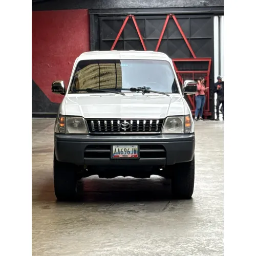 Toyota Land Cruiser Prado Merú 2006 Blanco Caracas